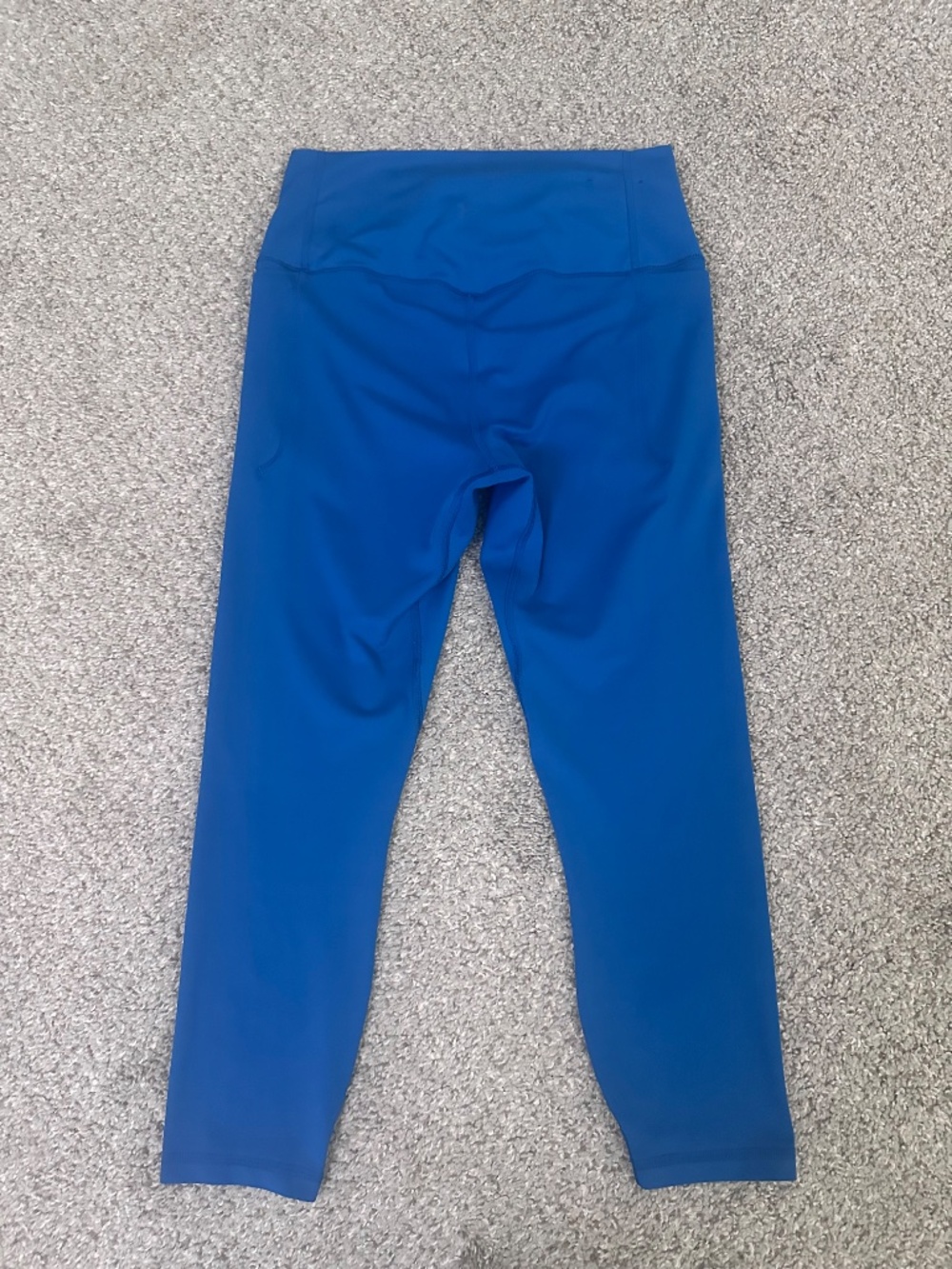 Womens Size Medium Blue Under Armour Compression Capris